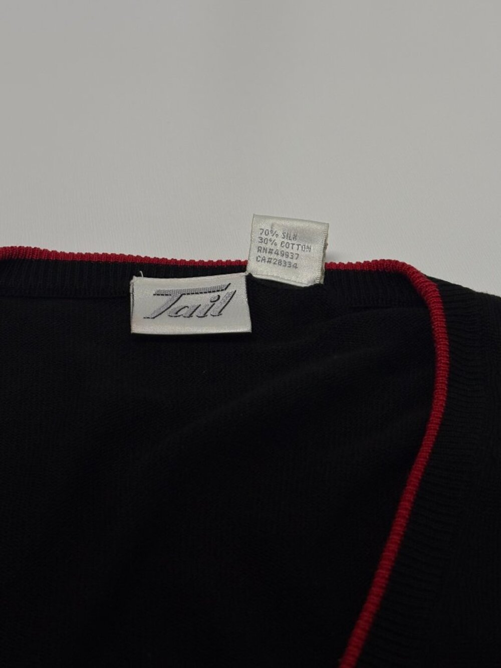 Tail Women's Silk Blend Cardigan Sweater Size Large Black w/ Red Contrast Trim - Picture 7 of 8